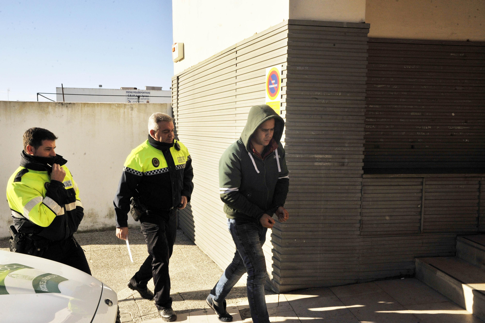 José Fernando, llegando esposado al Juzgado de Arcos, ayer por la mañana.