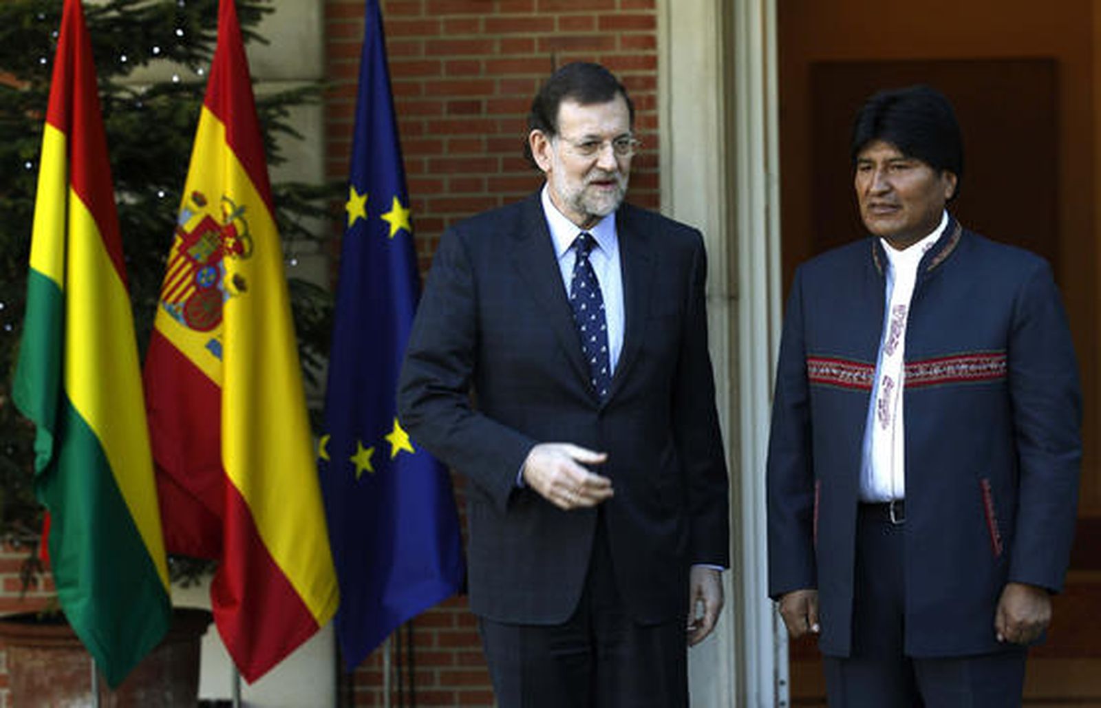 Evo Morales defiende las nacionalizaciones durante su visita a España
