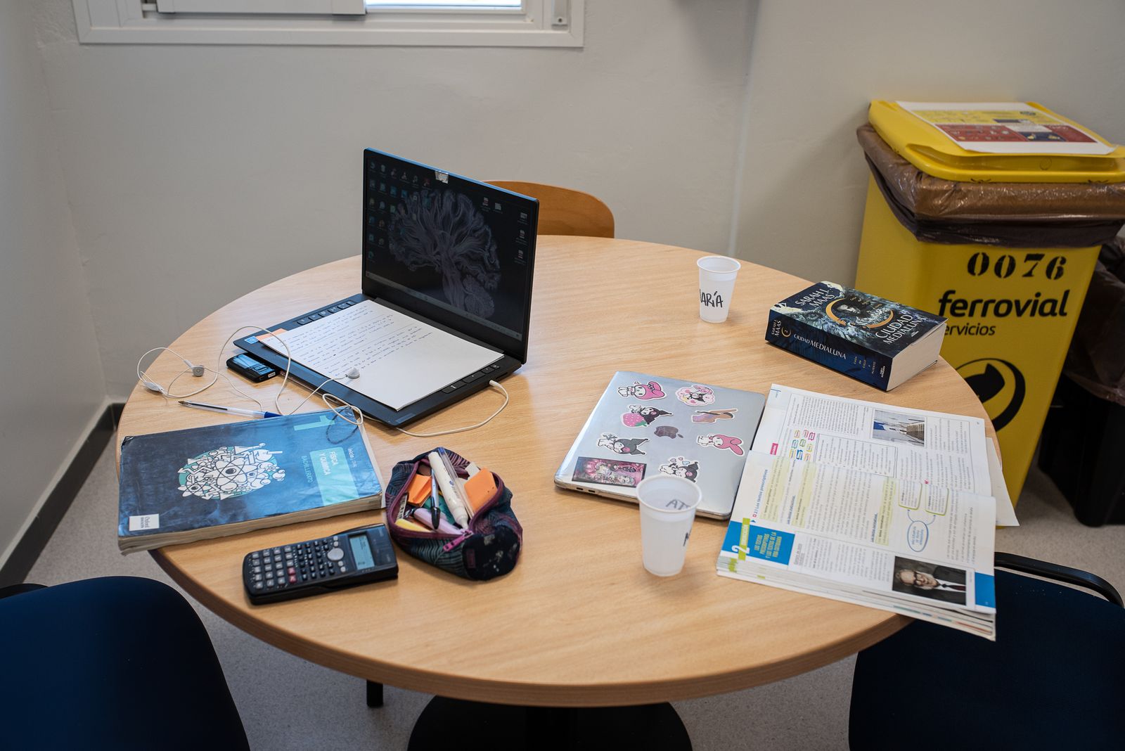 La consejera de Salud y Consumo, inaugura la reforma del área de Salud Mental del Hospital Vázquez Díaz, en imágenes