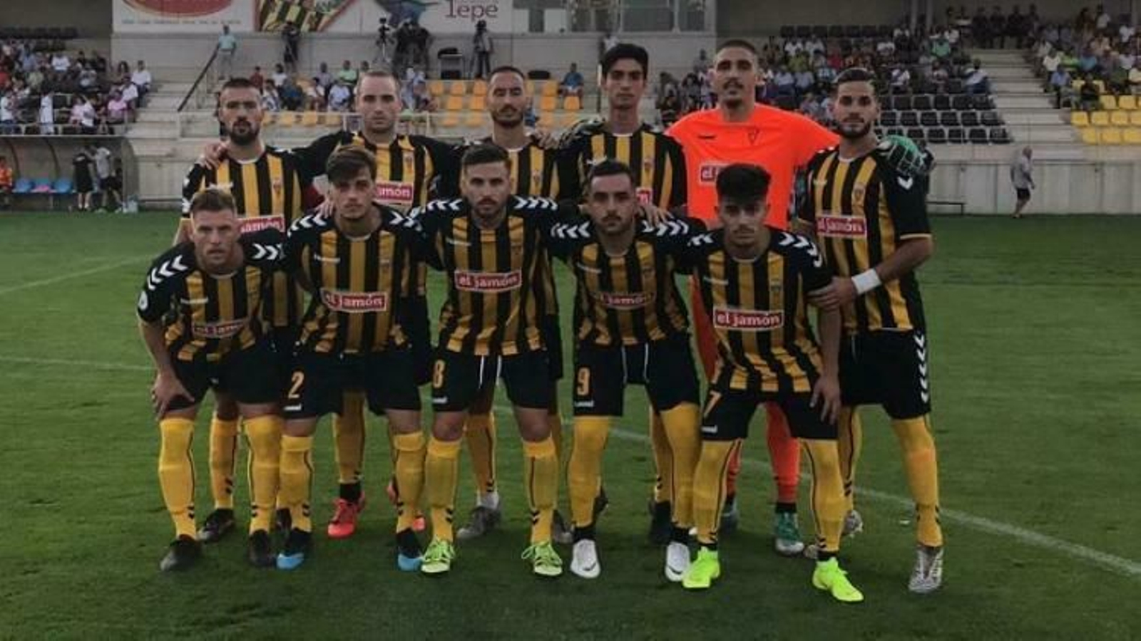 Una formación del San Roque de Lepe