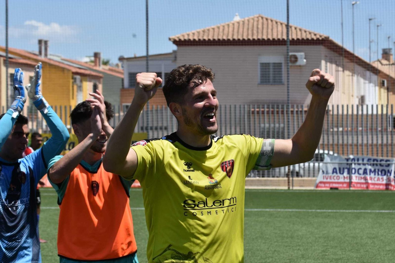 Las mejores fotos del triunfo del Salerm Puente Genil ante el Gerena en el 'play off' de ascenso a Segunda RFEF