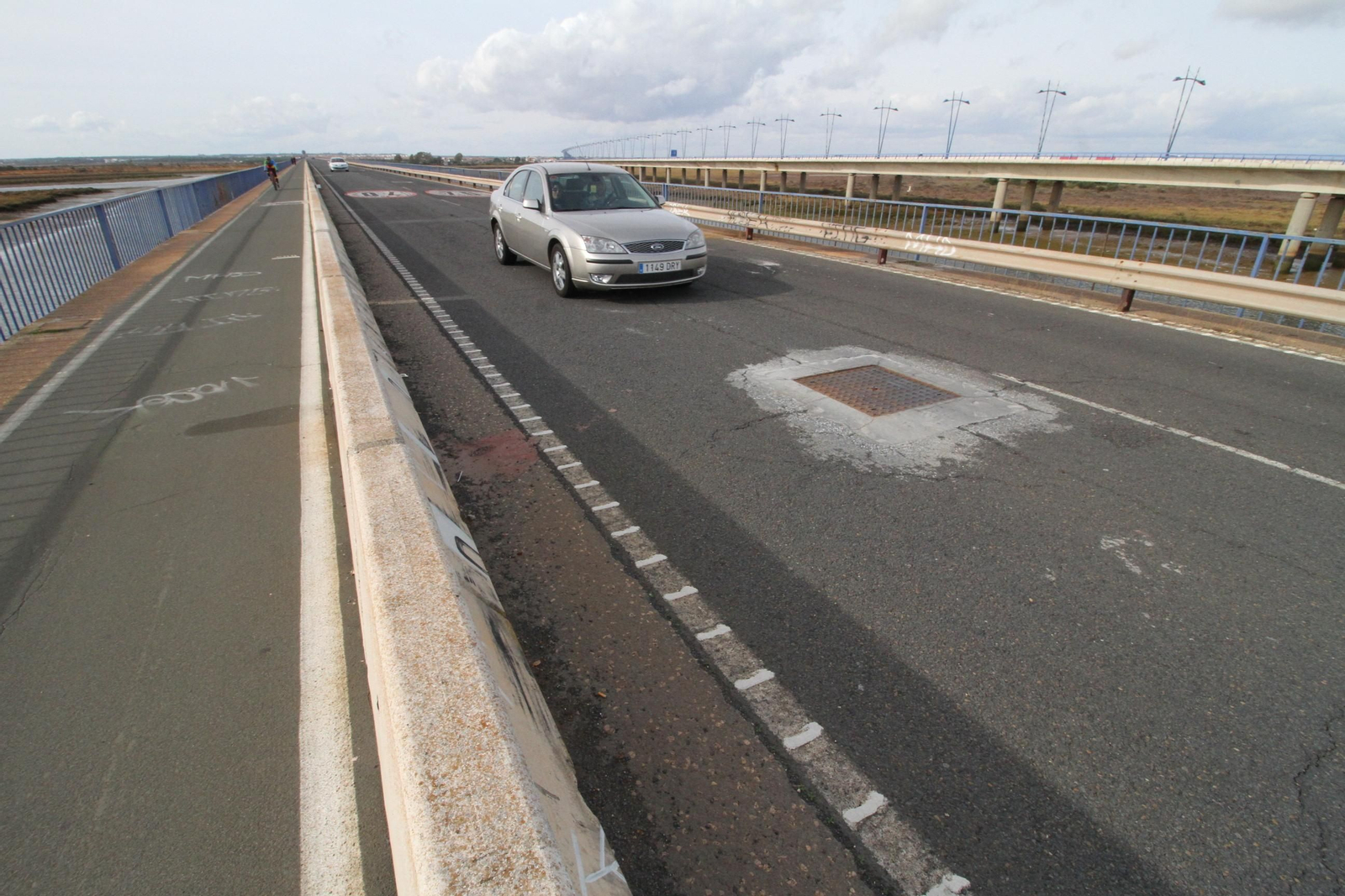 Imágenes del mal estado del puente Sifón.