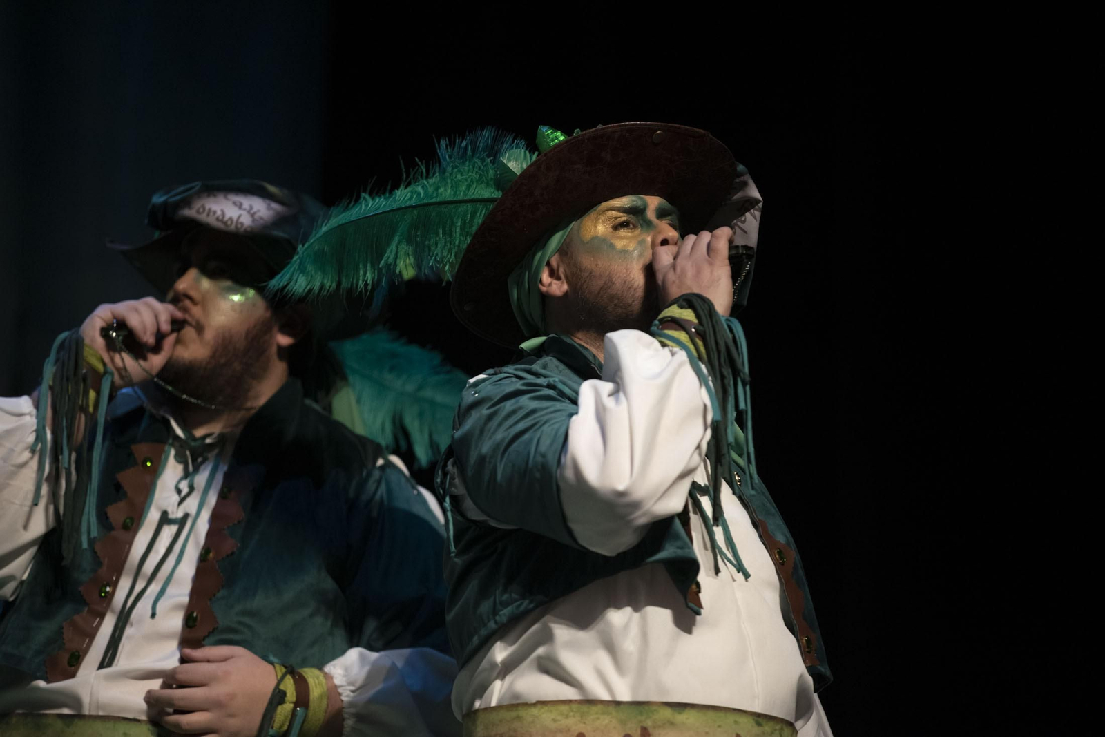 Imágenes de la actuación de la comparsa de Sevilla 'Ciudad Esmeralda' en el Carnaval Colombino