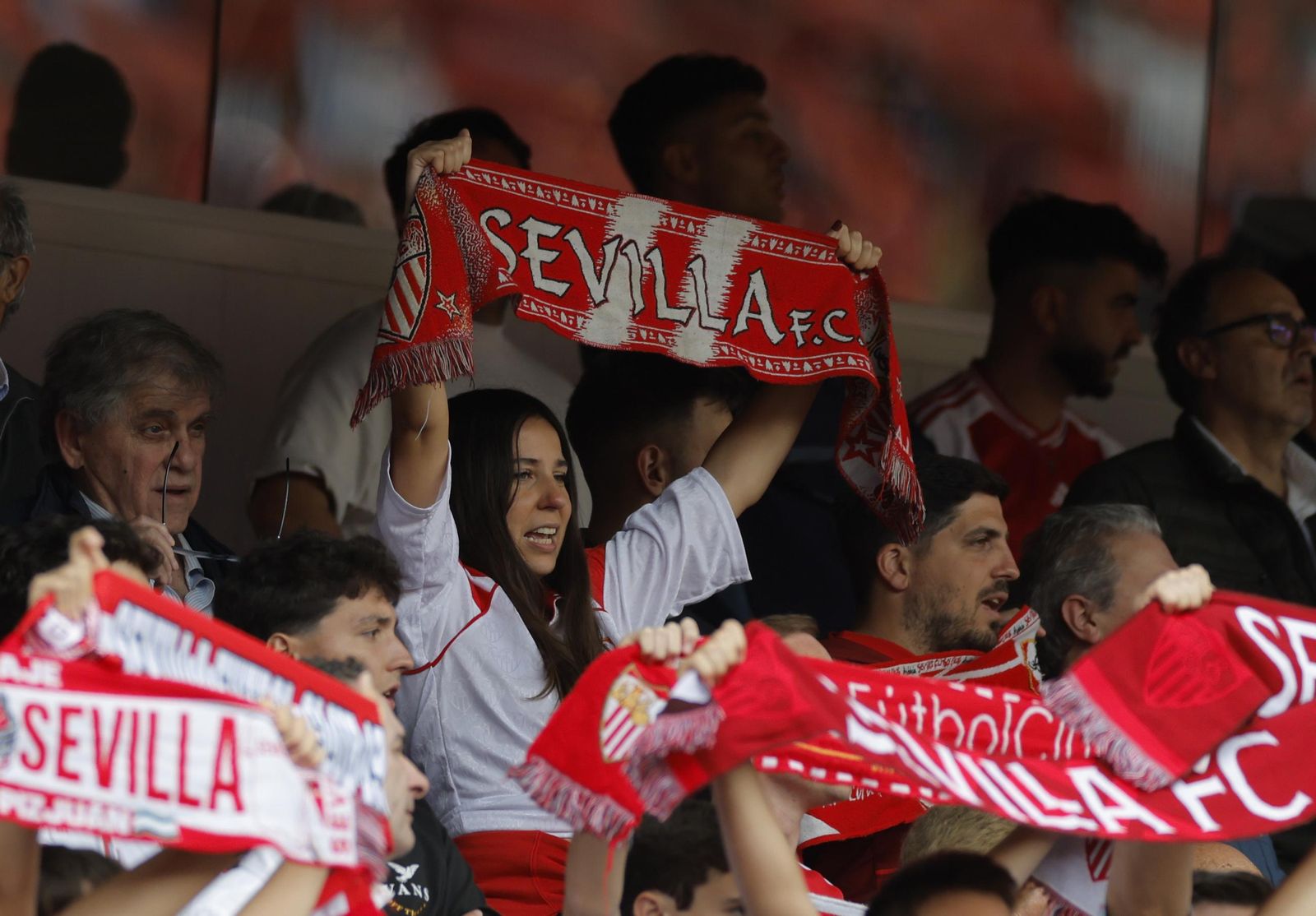 Búscate en las fotos del Sevilla FC - Leganés