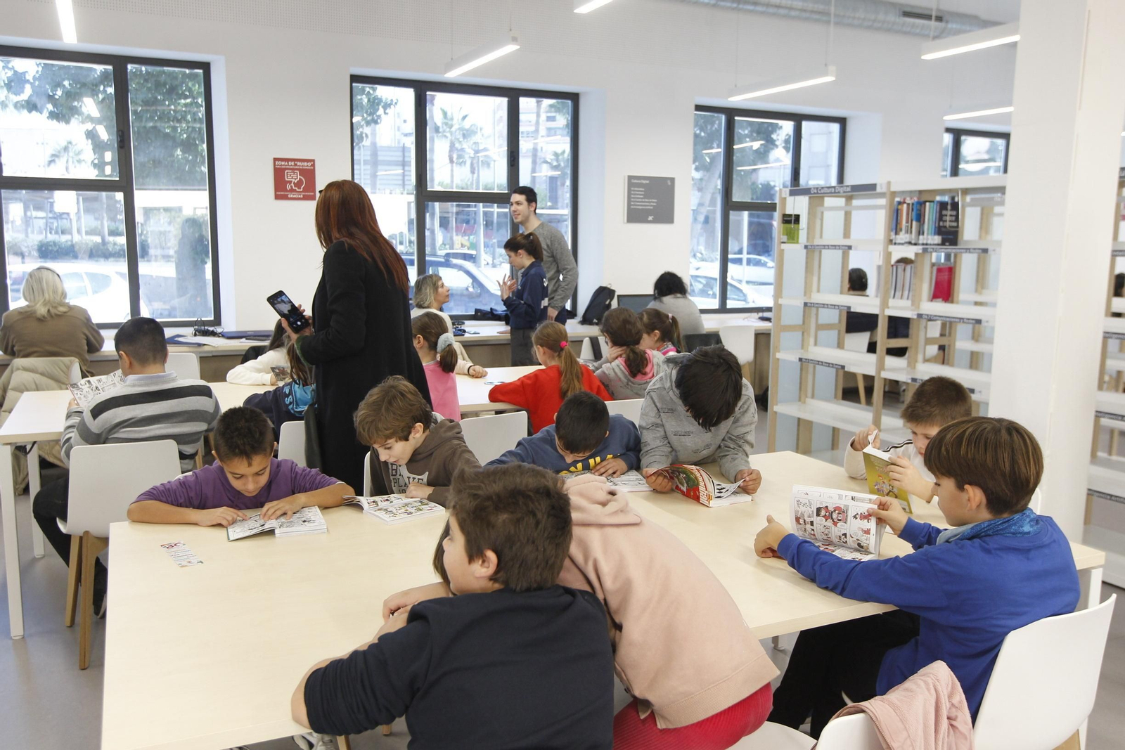 Fotogalería inauguración Biblioteca Central Municipal José María Artero. Almería