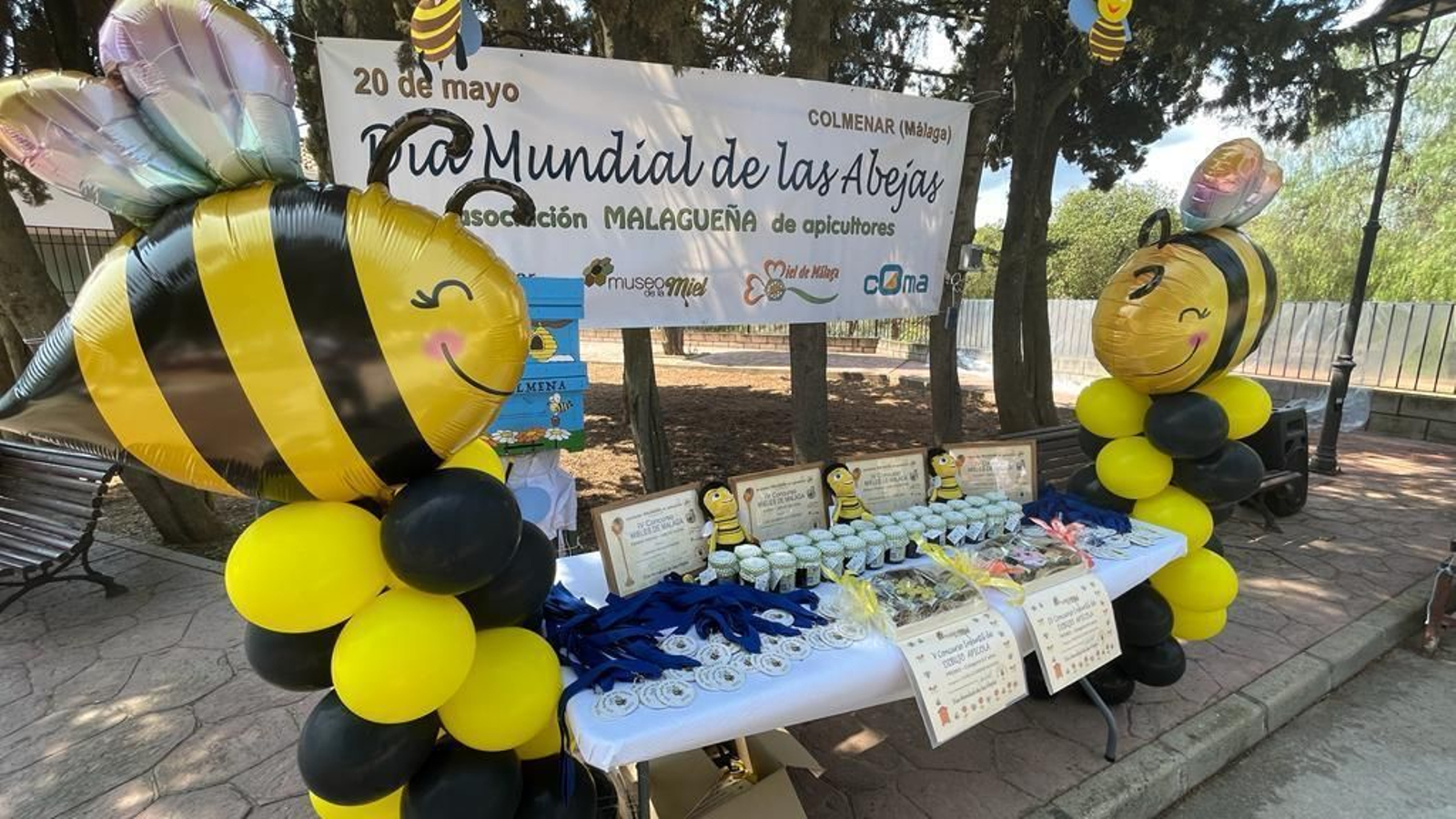 Así celebran el Día Mundial de las Abejas en Colmenar.