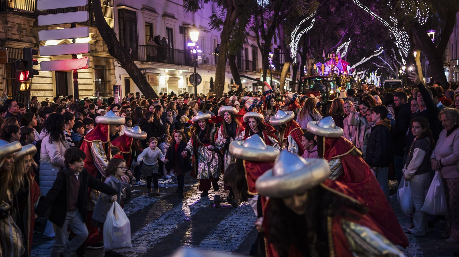 Búscate en la Cabalgata de los Reyes Magos de Jerez 2025