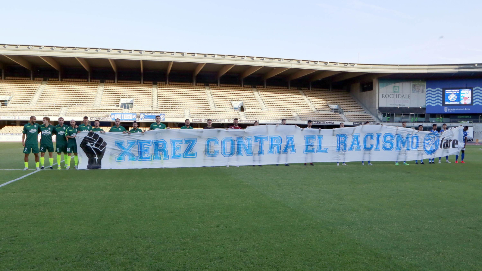 Imágenes del Xerez DFC - CD Rota en Chapín