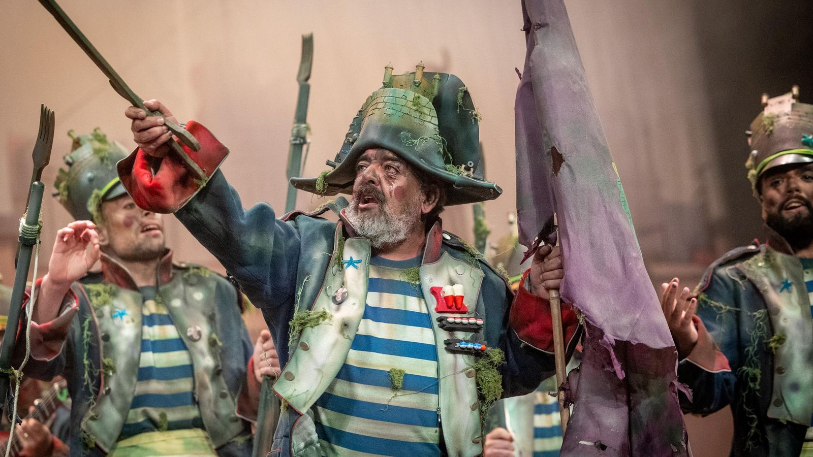 Búscate entre las mejores imágenes de la vigésimo segunda sesión de preliminares del COAC 2025