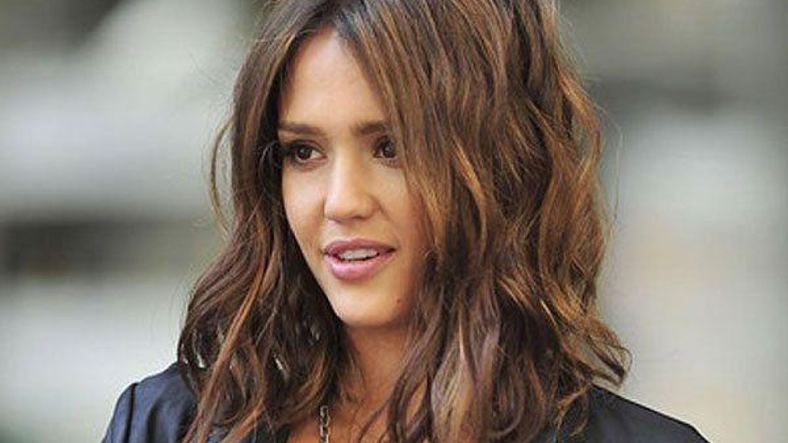 Jessica Alba con un corte de pelo clavicut. Jessica Alba con un corte de pelo clavicut.