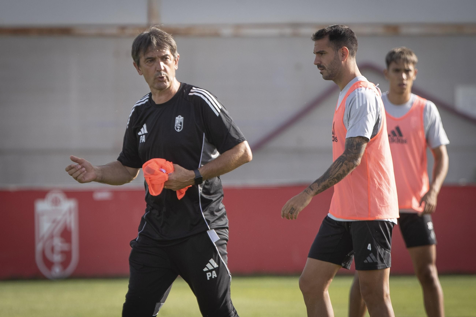 Pacheta, en un entrenamiento del Granada CF