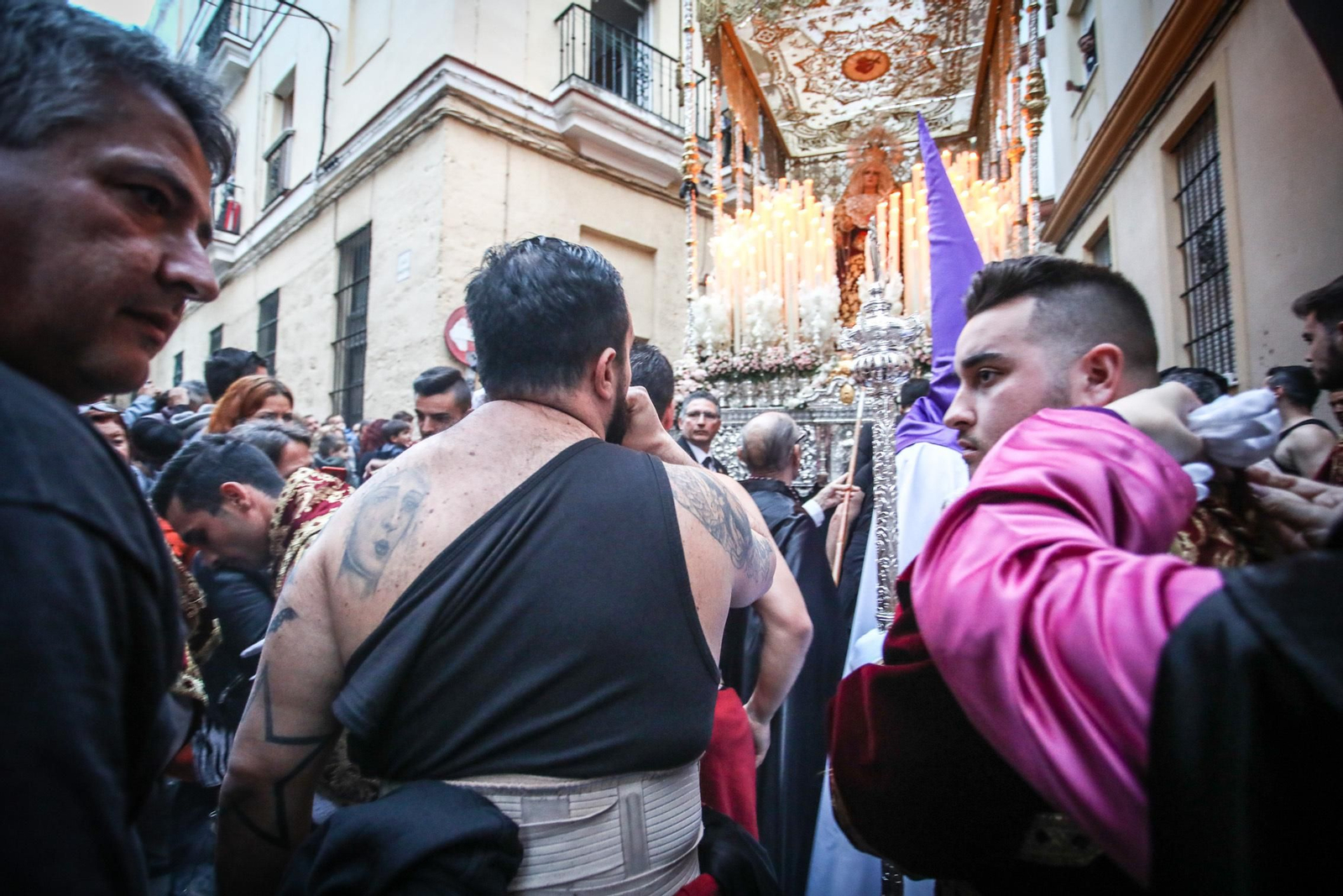 Salida procesional de la hermandad del Nazareno