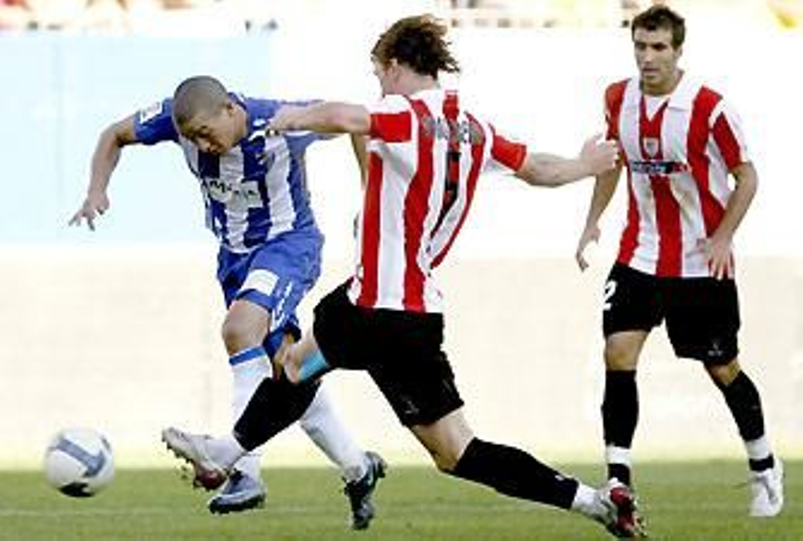 Málaga y Athletic consiguen sus primeros puntos (0-0)