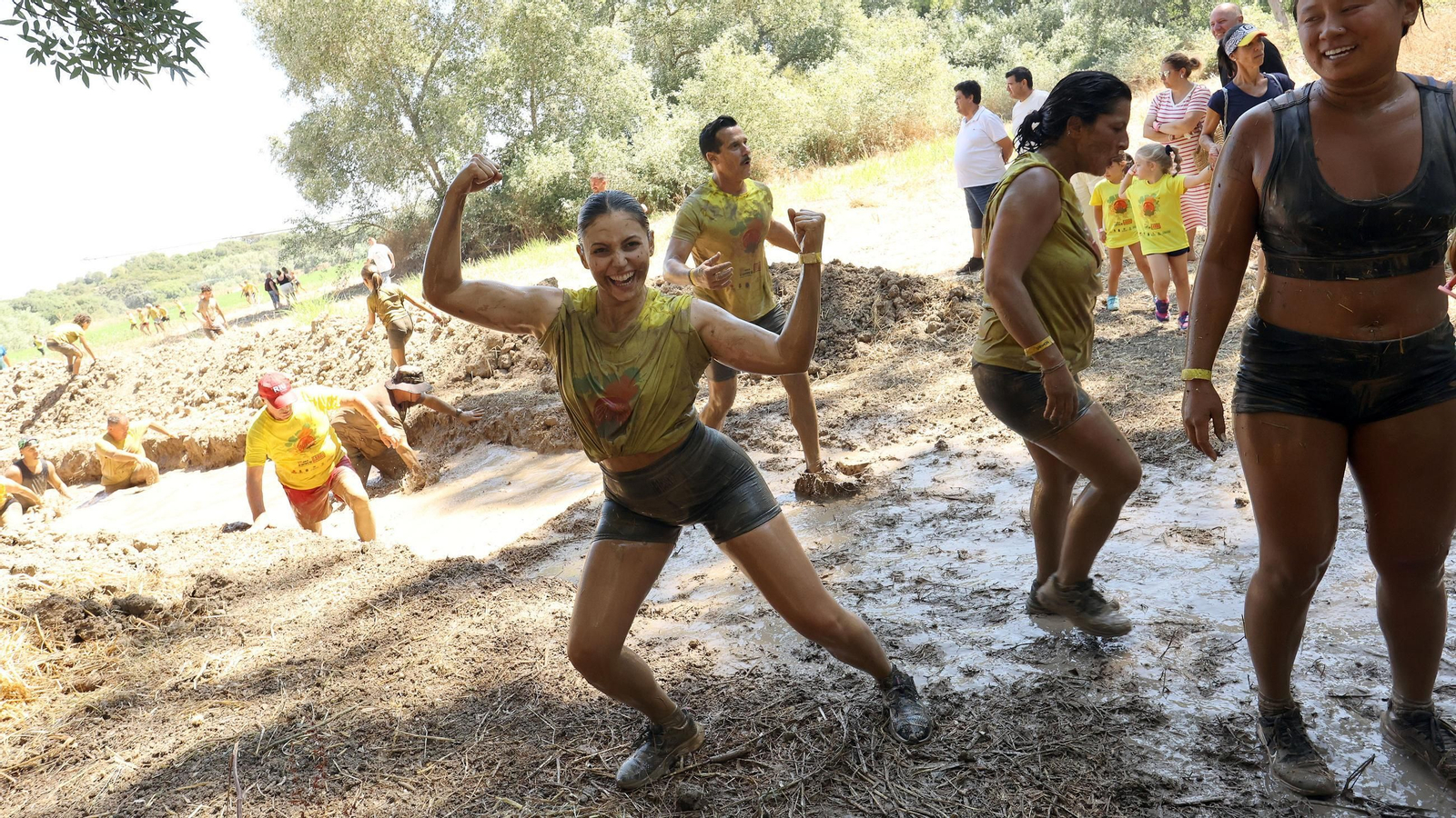 Búscate en la VII Carrera del Barro en La Barca