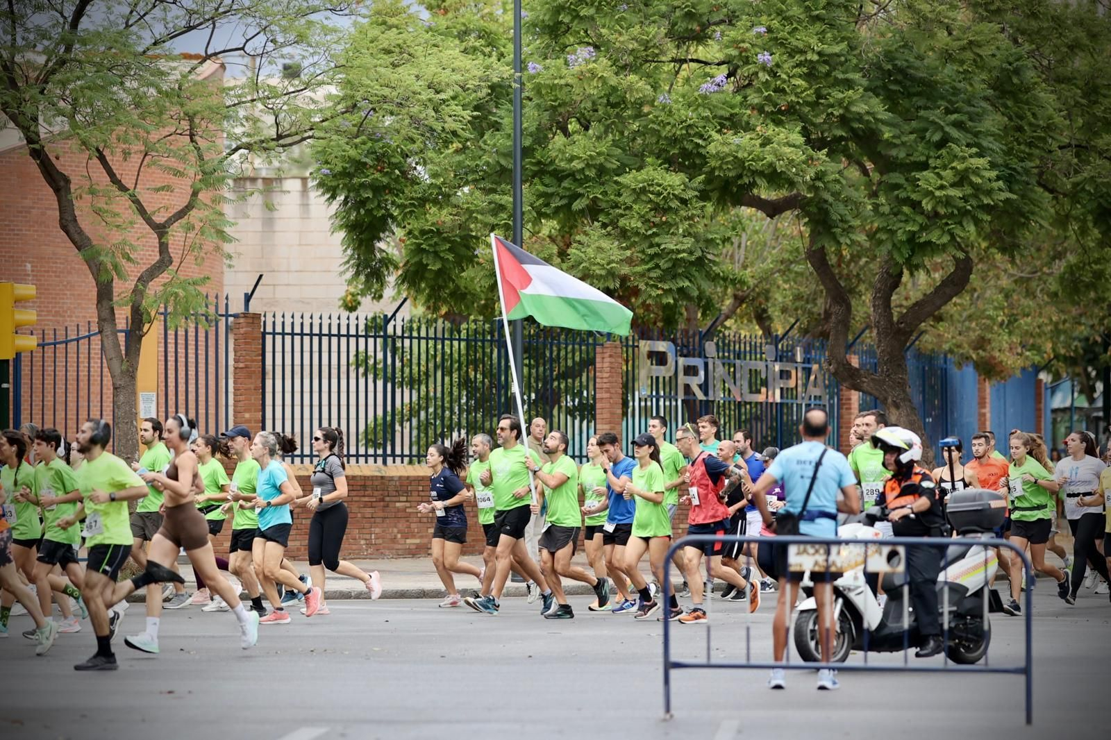 Las fotos de la VIII Carrera de la Prensa y la IV Marcha Solidaria de Málaga