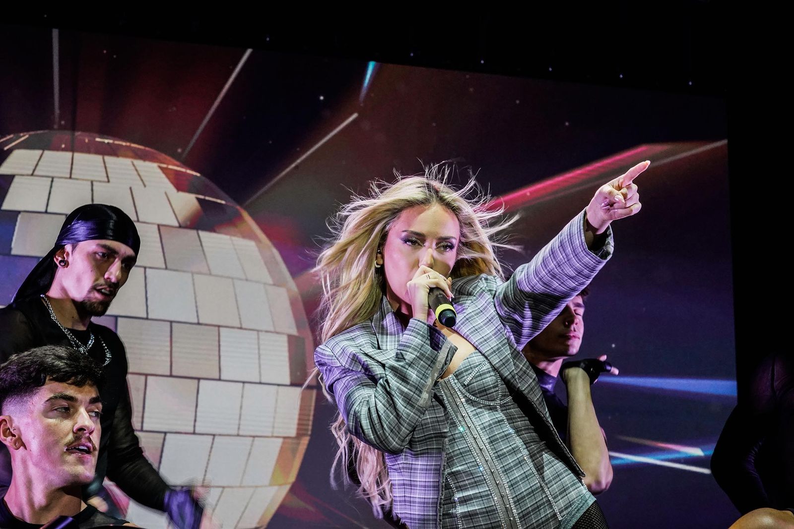 Las mejores imágenes del concierto de Ana Mena en Colombinas 2024