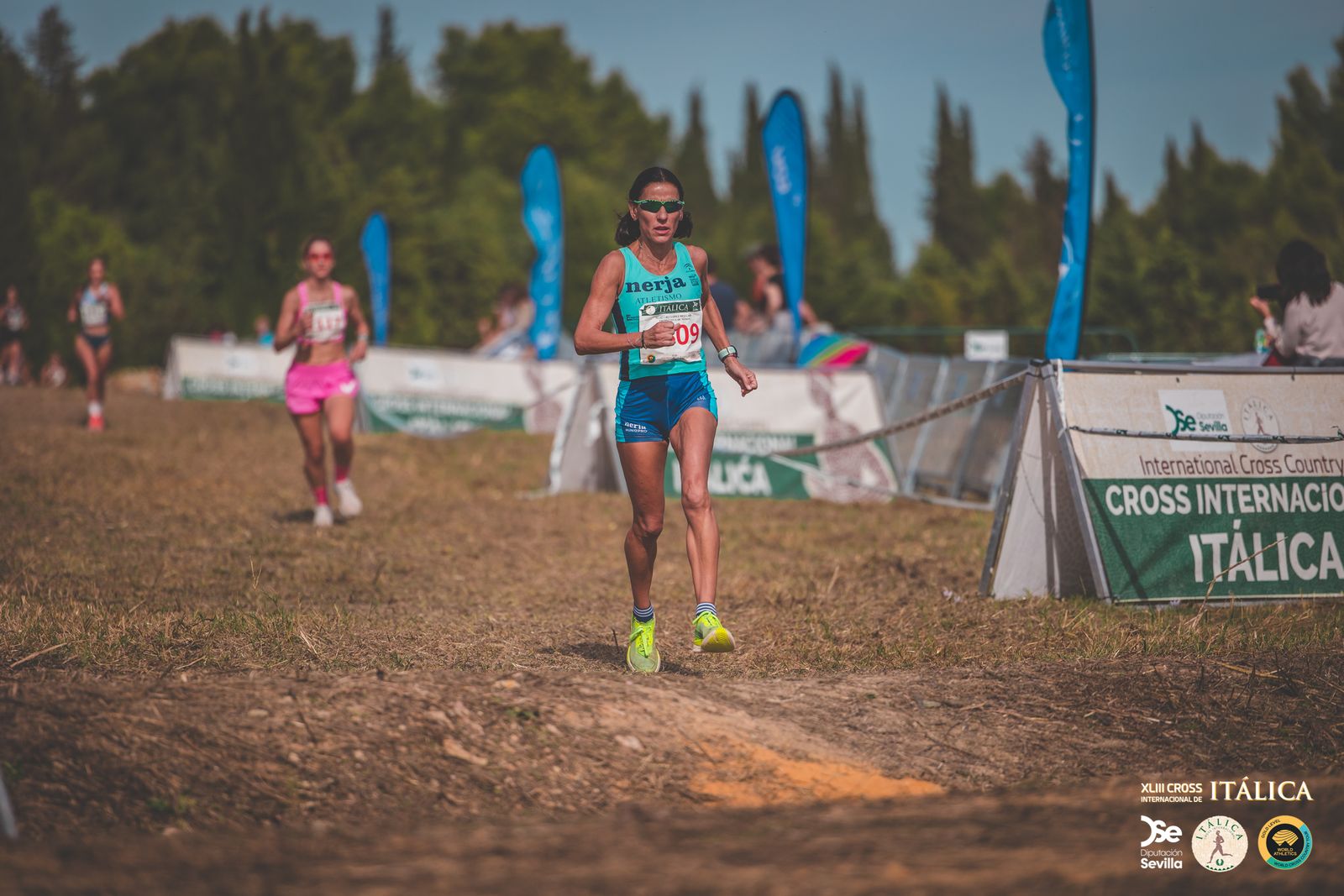 Búscate en las fotos del Cross de Itálica 2025 | 1