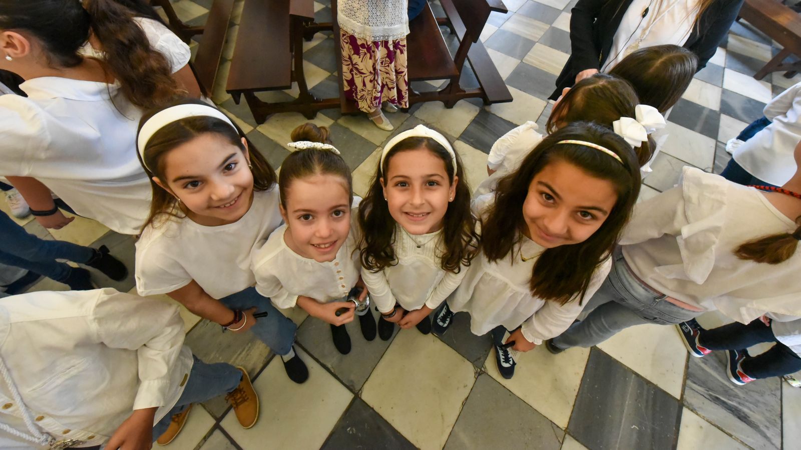 Fotos de la procesión del Resucitado en San Roque