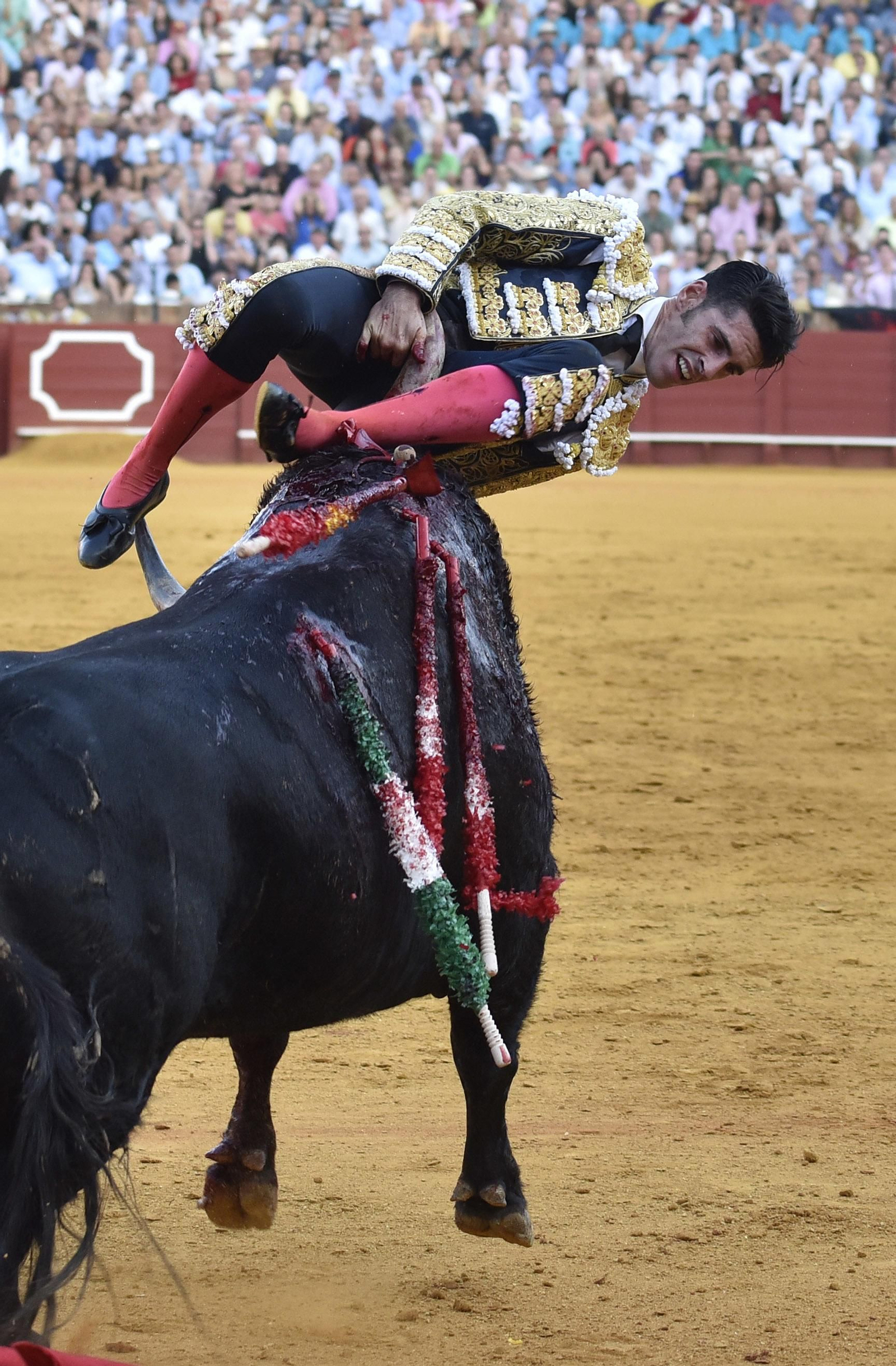 La segunda corrida de la Feria de San Miguel, en imágenes