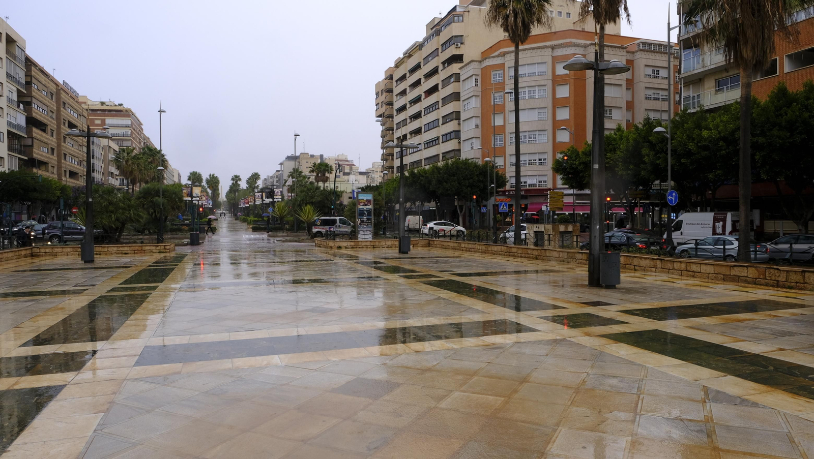 Fotogalería de la lluvia en Almería.