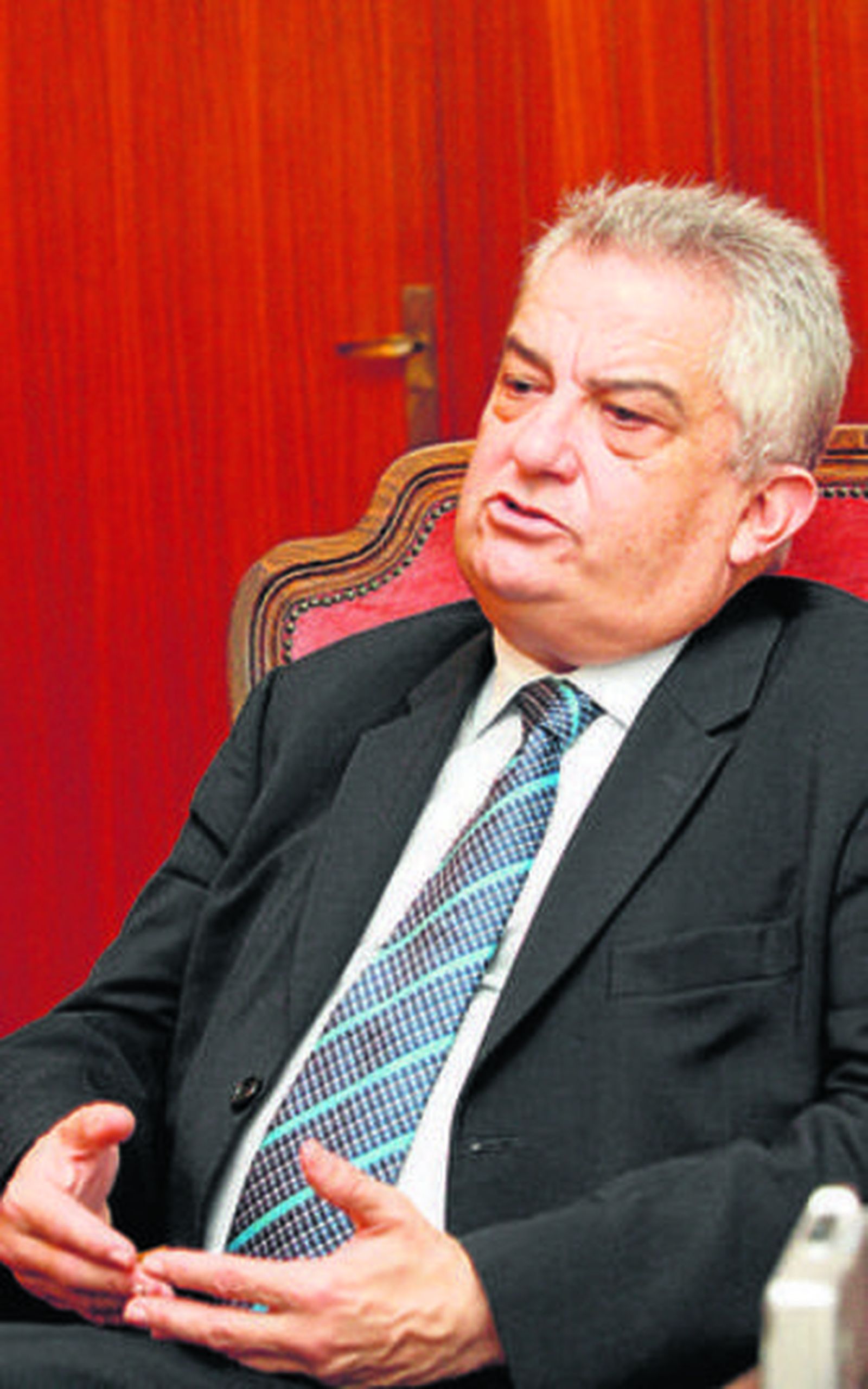 Jesús Fernández Entralgo, presidente saliente de la Audiencia Provincial.