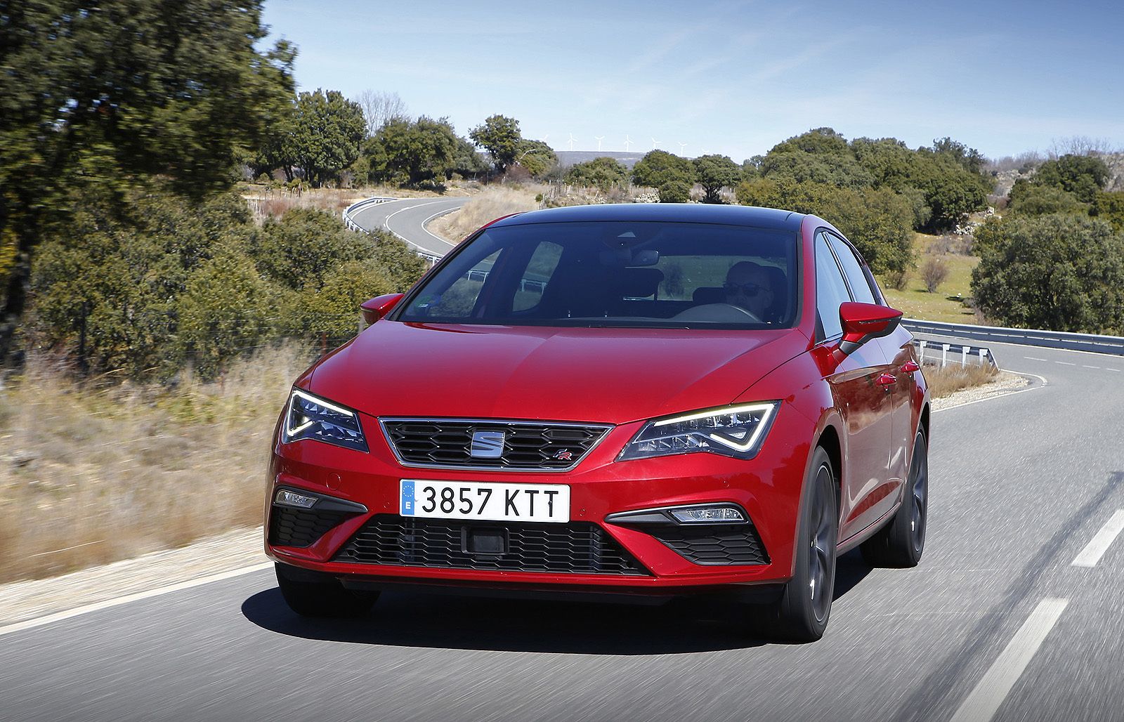 La tercera generación del León está a la venta desde 2012.