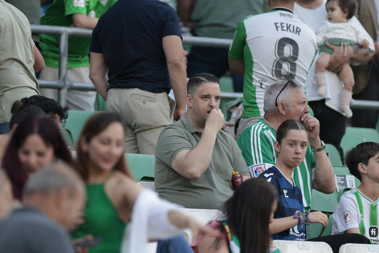 Búscate en las fotos del Betis - Valencia