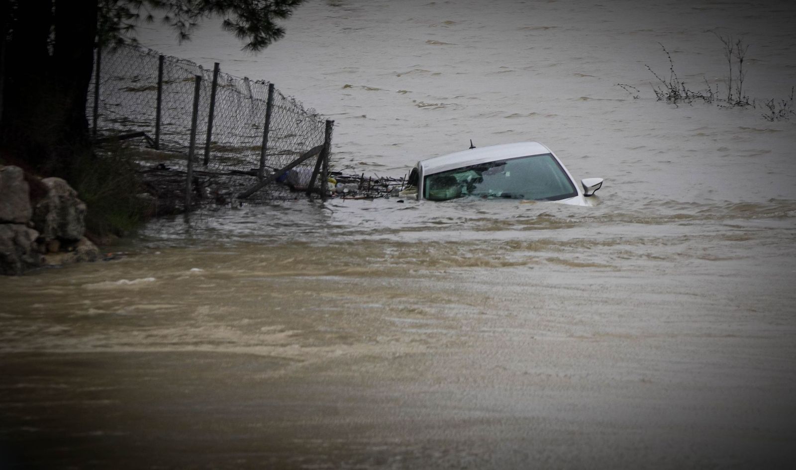 Así trabajan los grupos de élite de la Guardia Civil en las inundaciones en Jerez