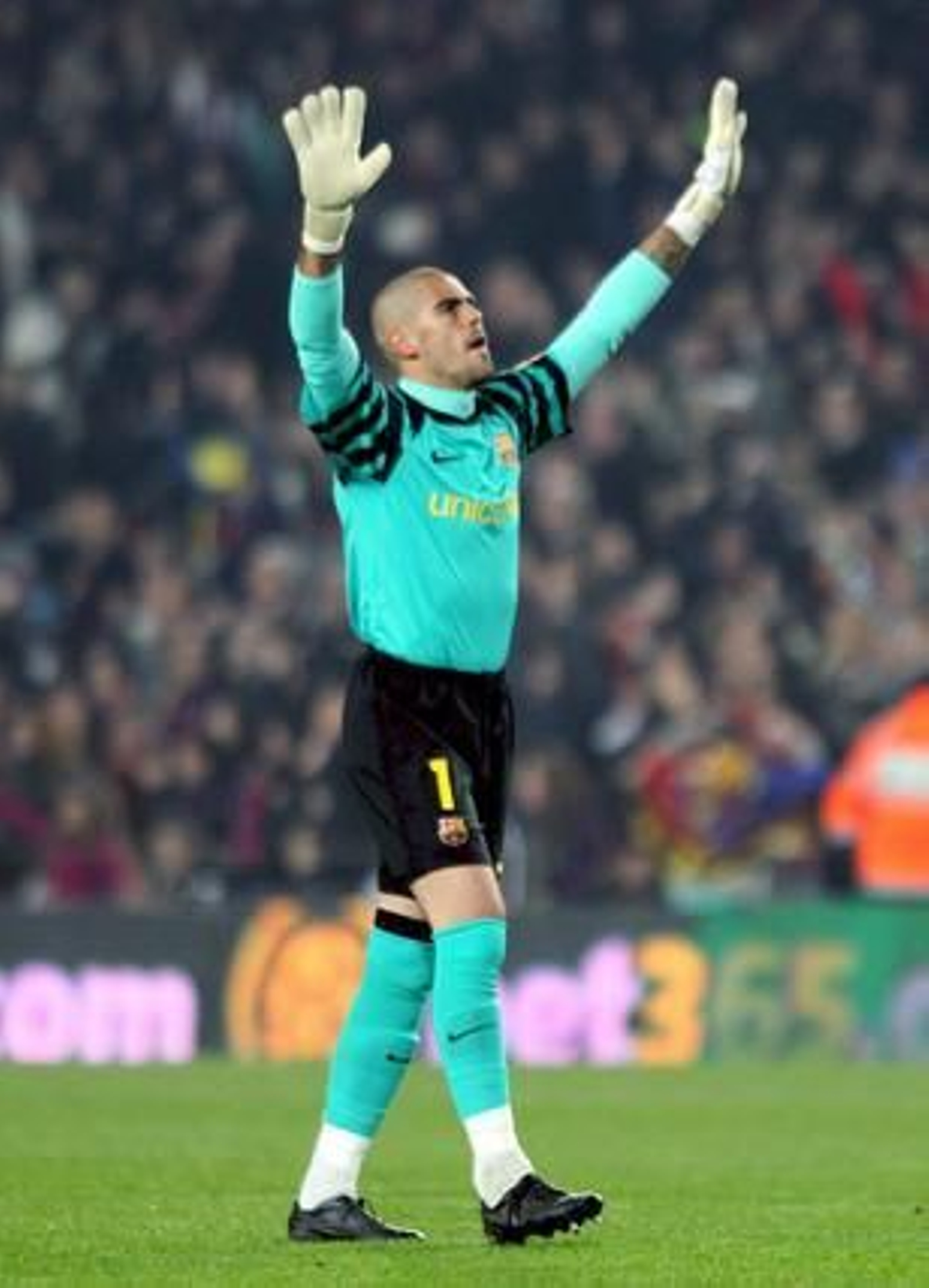 El Málaga se va goleado del Camp Nou ante una nueva exhibición del Barça (4-1). / EFE