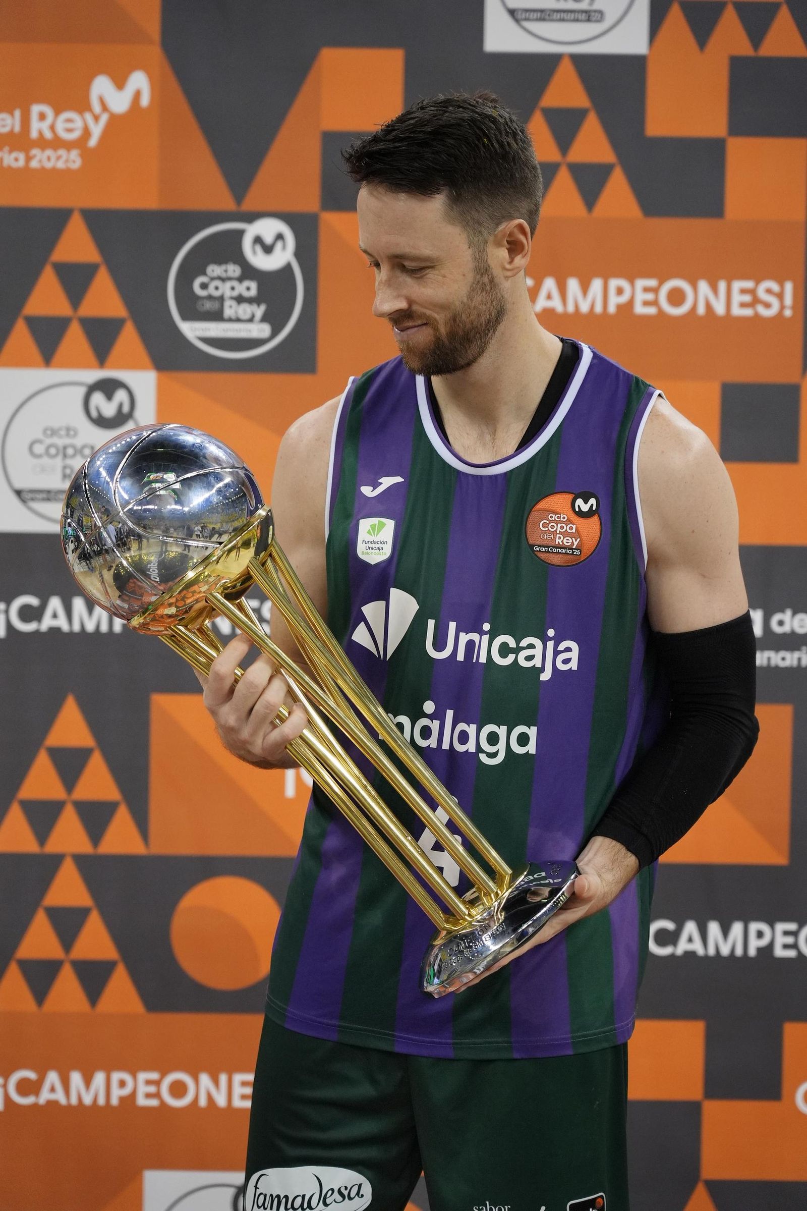 La sesión de fotos oficial del Unicaja campeón