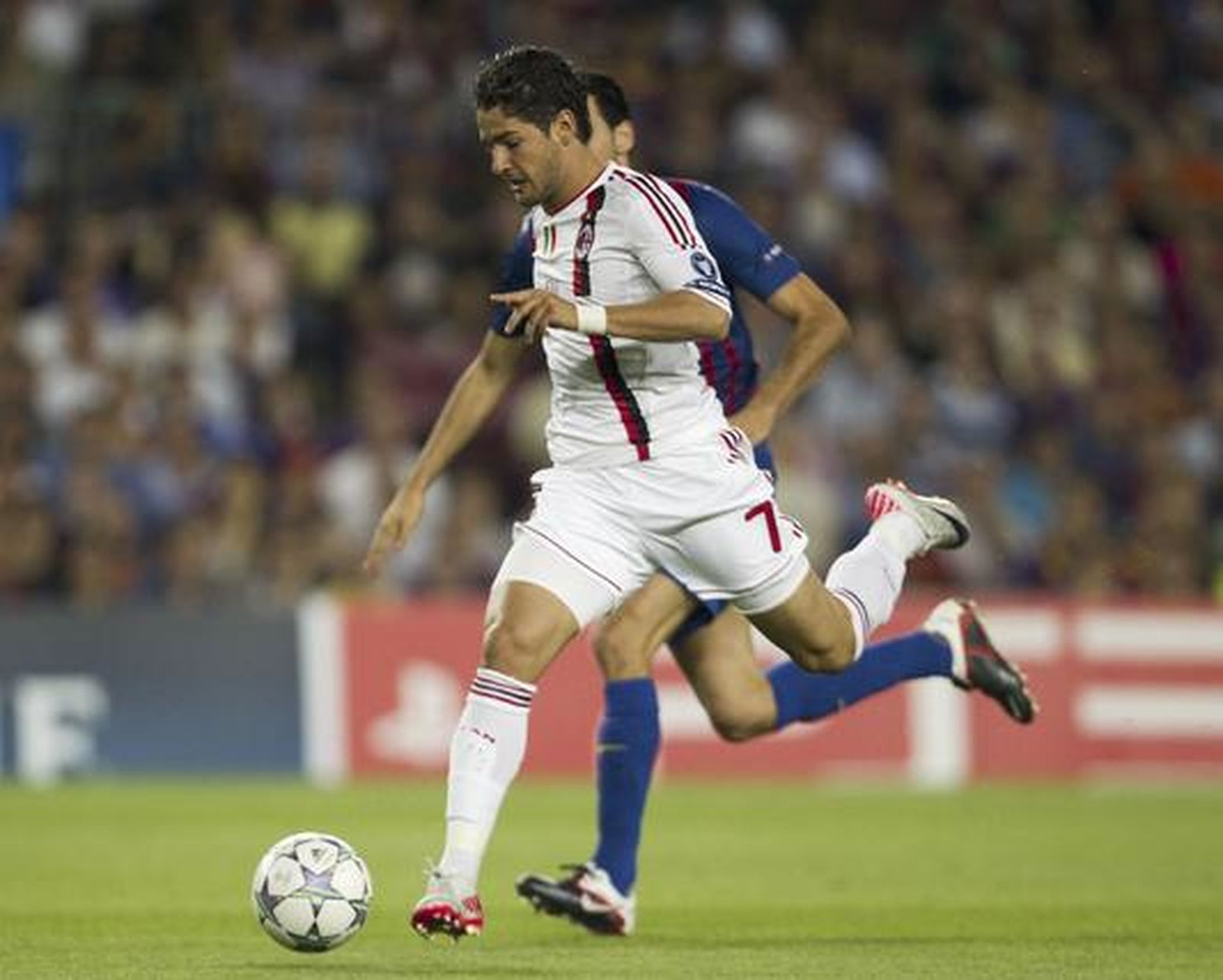 El Barcelona no consiguió pasar del empate ante un Milán muy a la italiana.

Foto: efe