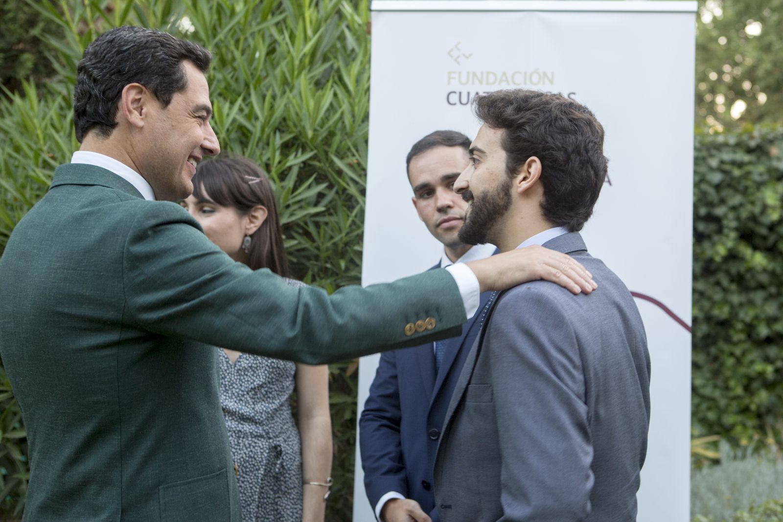 Las imágenes de la entrega de la Beca Manuel Olivencia