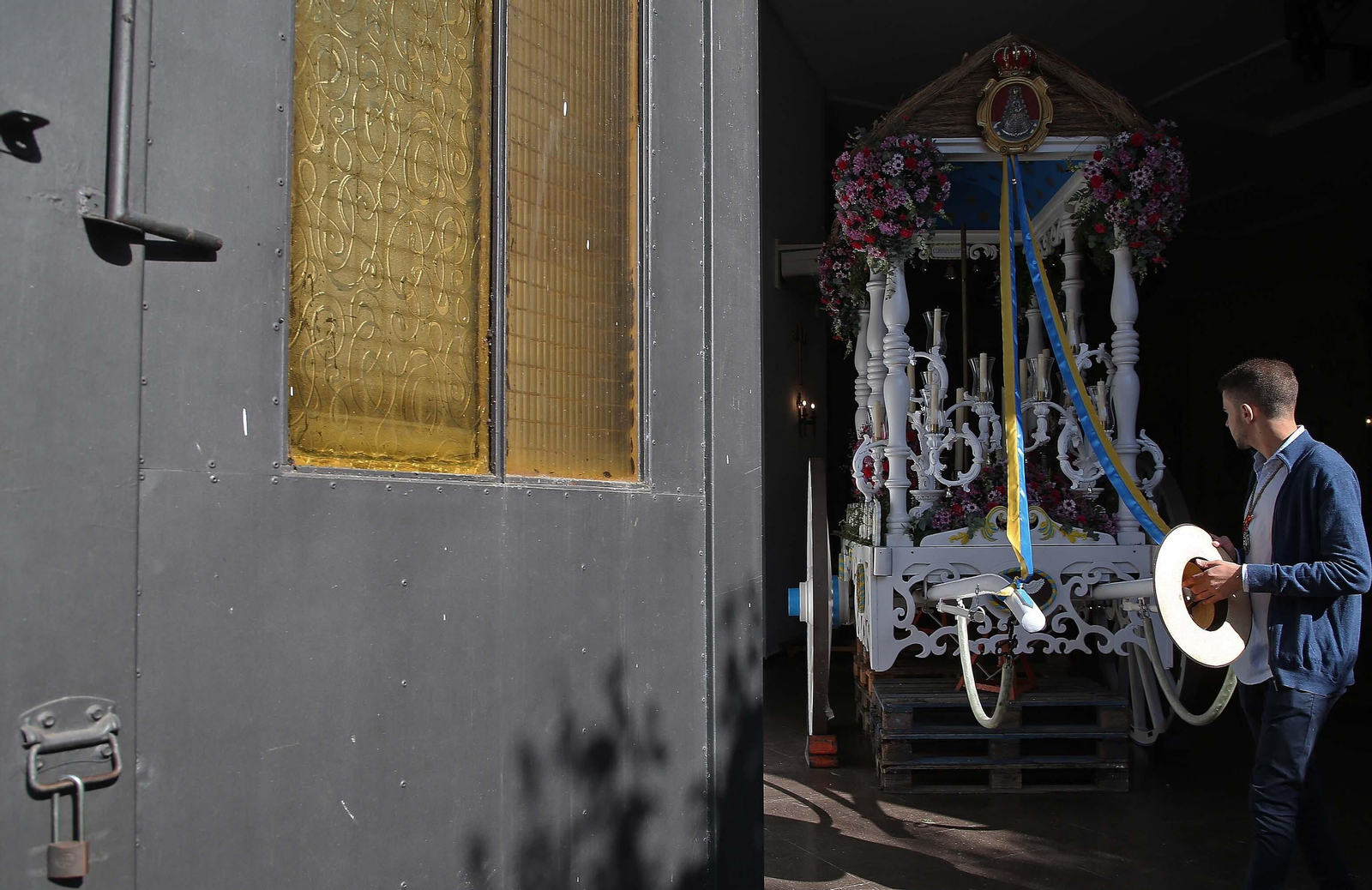 El comienzo de la peregrinación de la Hermandad del Rocío de Algeciras, en imágenes