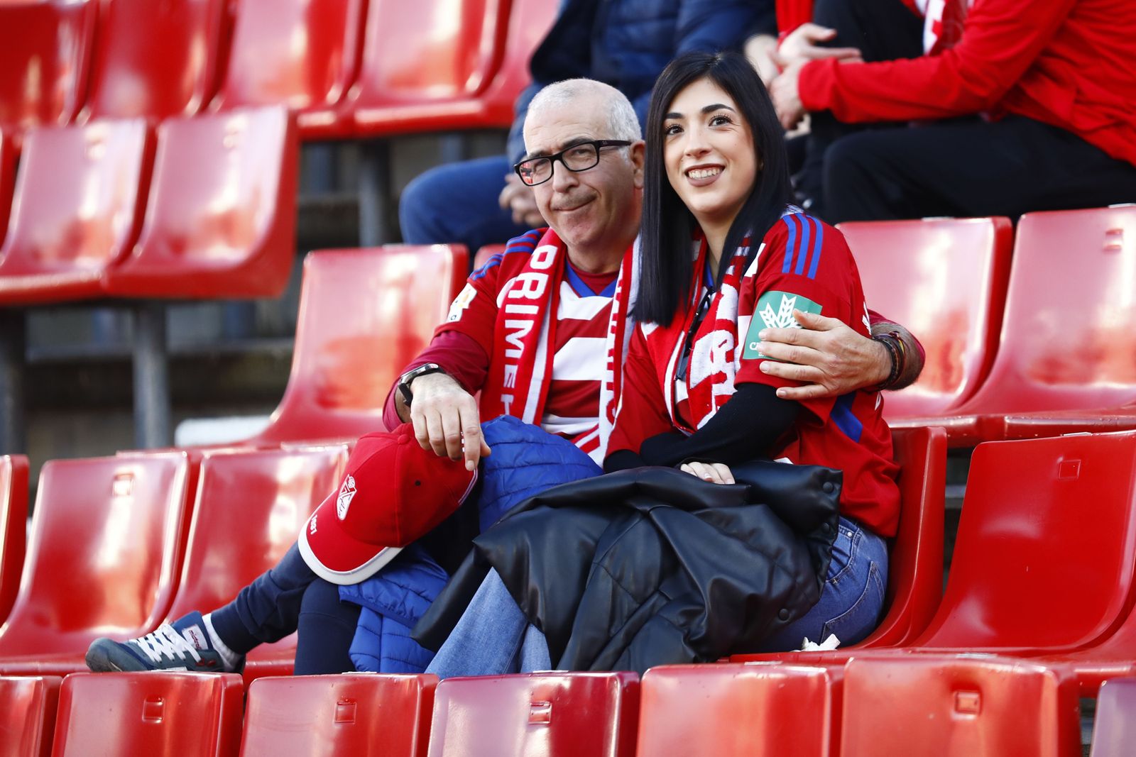 La grada de Los Cármenes durante los primeros minutos del Granada - Athletic