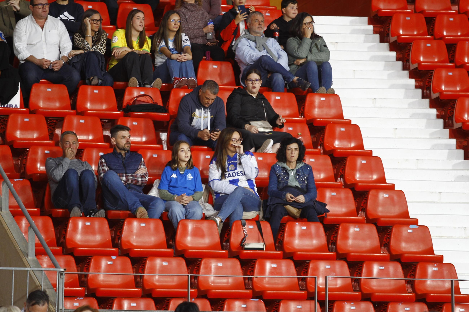 Búscate en las fotos de público del partido U.D. Almería-Deportivo de La Coruña
