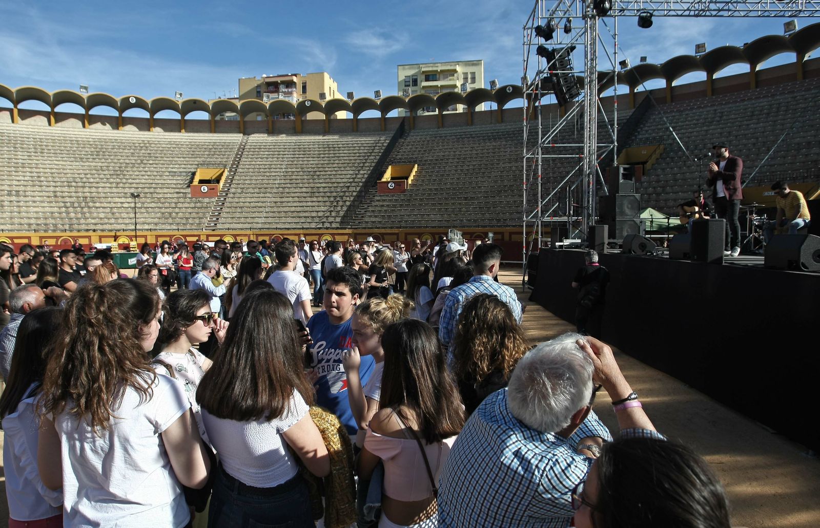 Una de las actuaciones musicales en la pasada edición de la Fiesta de la Primavera de Algeciras.