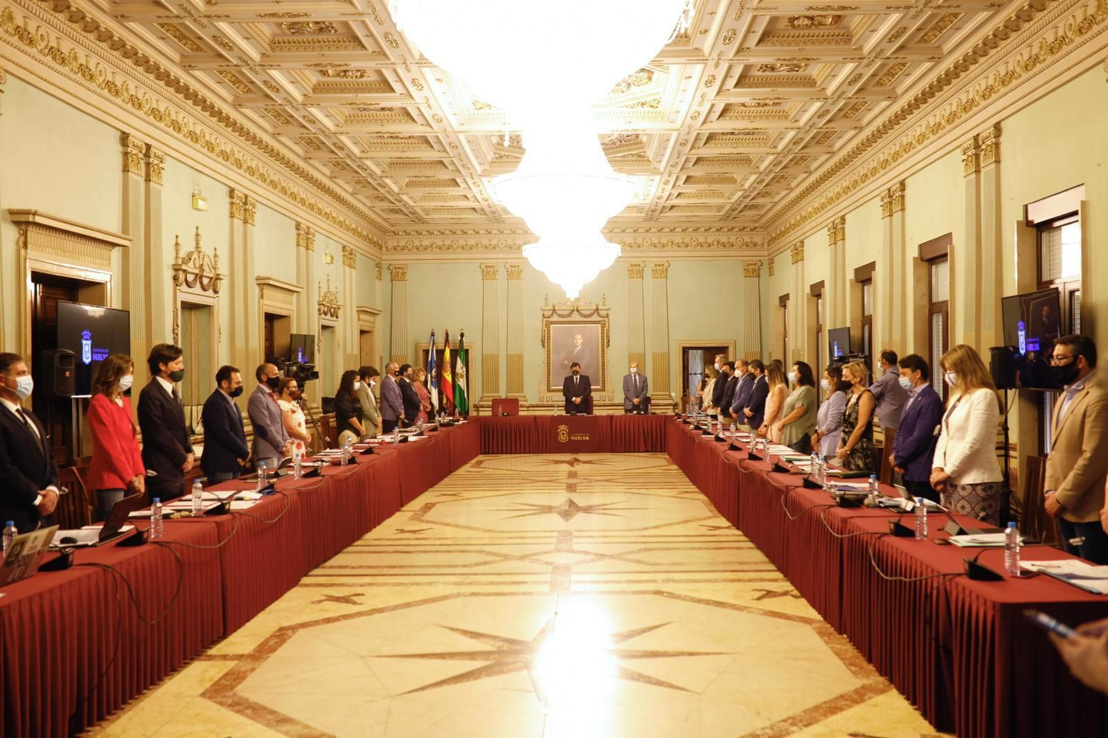 Minuto de silencio en homenaje al joven piloto Hugo Millán.