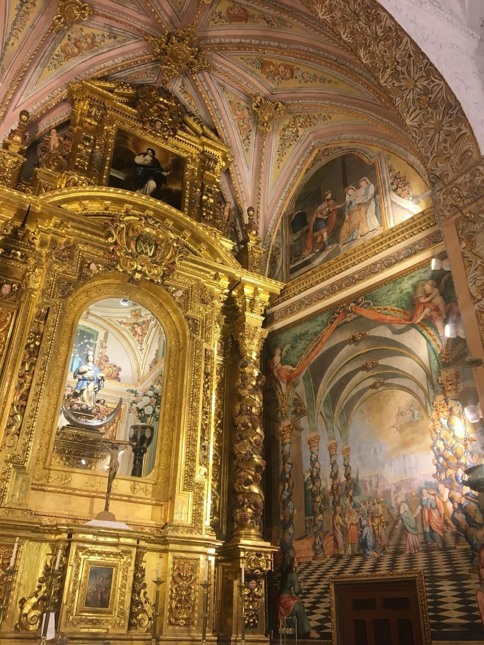 De titularidad privada, el acceso a la Capilla de San Andrés solo es posible con visitas guiadas previamente concertadas.