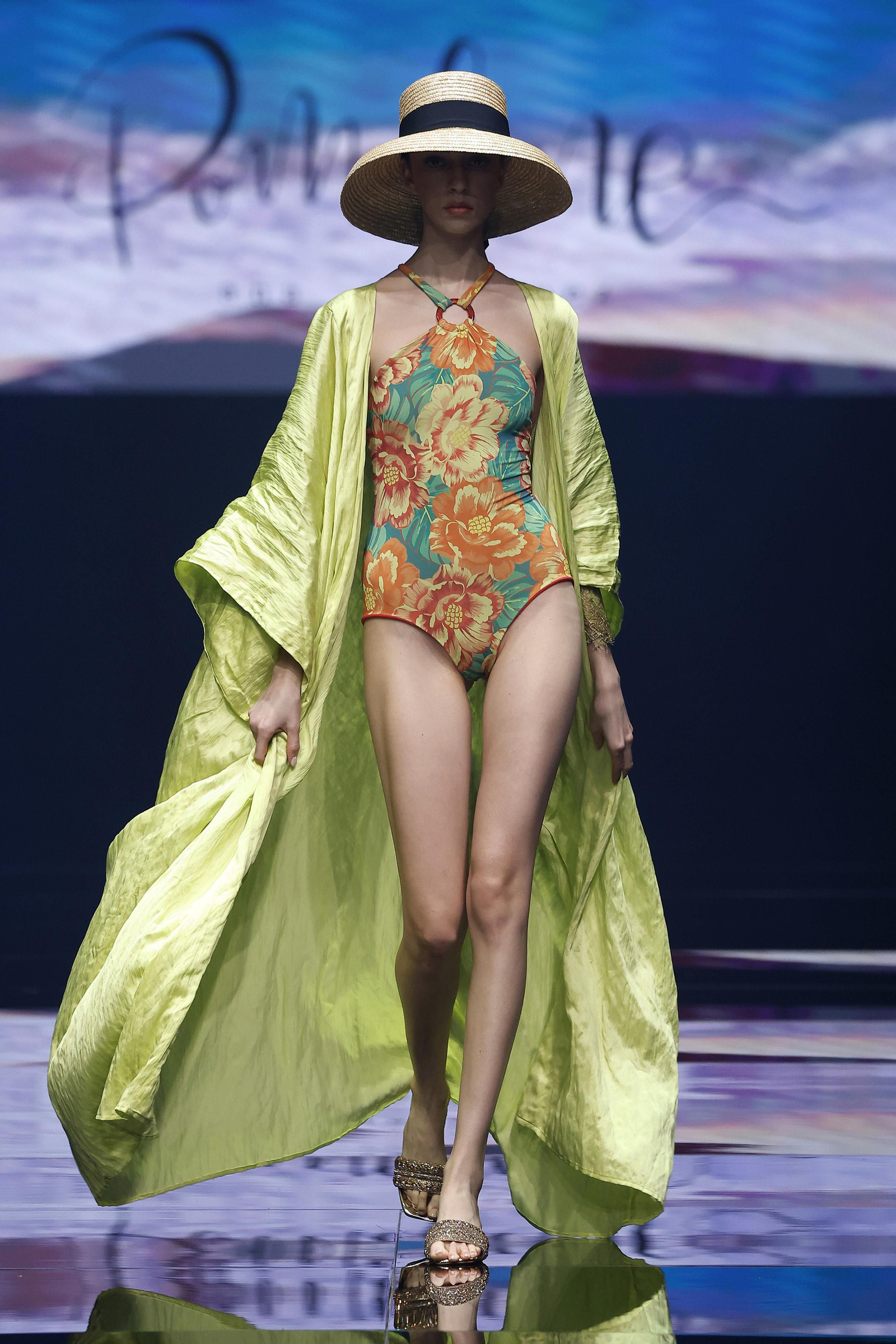 Una modelo de Pomelime en la Gran Canaria Swin Week by Moda Cálida