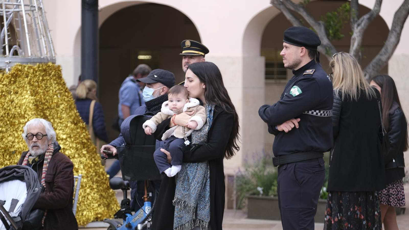 La Policía Local de Almería celebra su patrón San Esteban, en imágenes