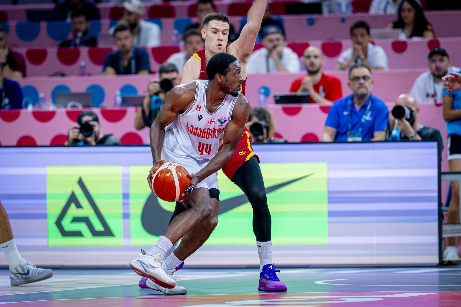 Las fotos del Georgia - España de baloncesto