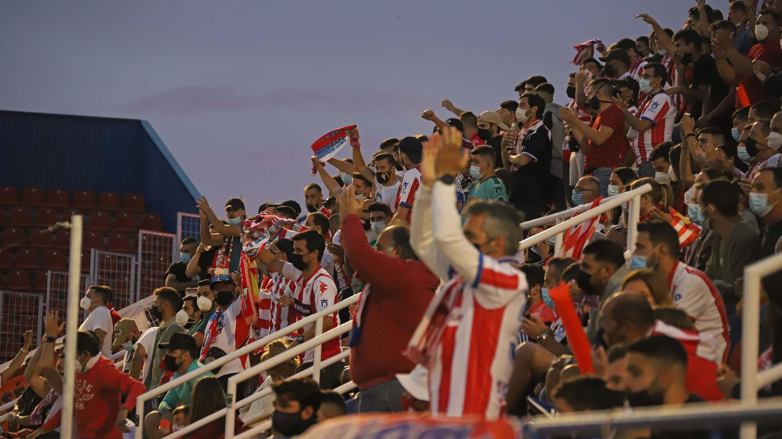 Las mejores fotos del Real Sociedad B - Algeciras CF
