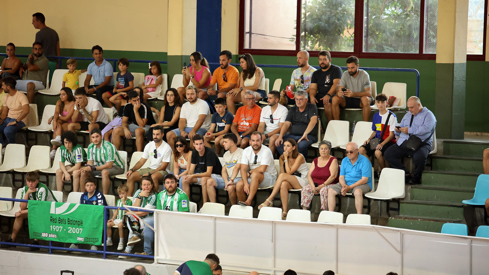 Partido a beneficio de Ainhoa Azurmendi entre Betis Futsal y Córdoba Patrimonio de la Humanidad en Jerez