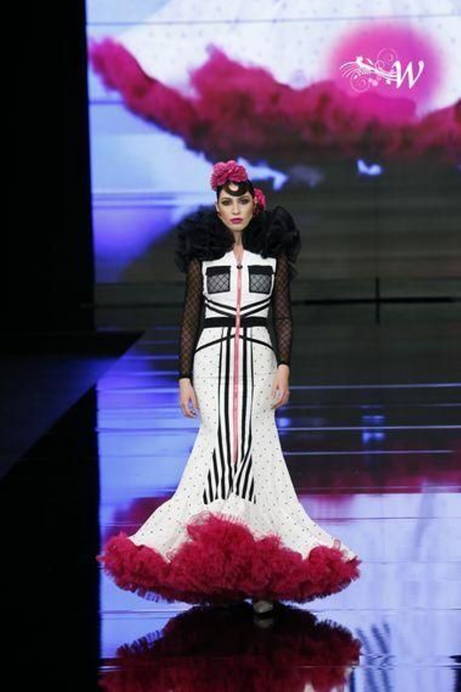 Verónica de la Vega presenta su colección de flamenca en SIMOF 2020, estas son las fotos