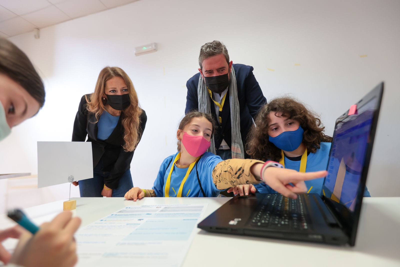 Medio centenar de niños formados en Guadalinfo diseñan videojuegos sobre ciberseguridad en Territorio JamToday Granada 2022