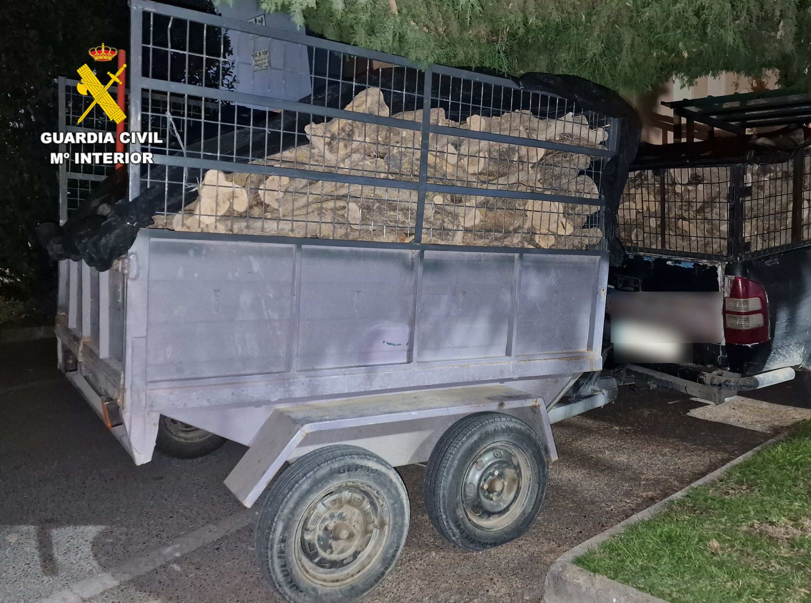 Semirremolque recuperado por la Guardia Civil.