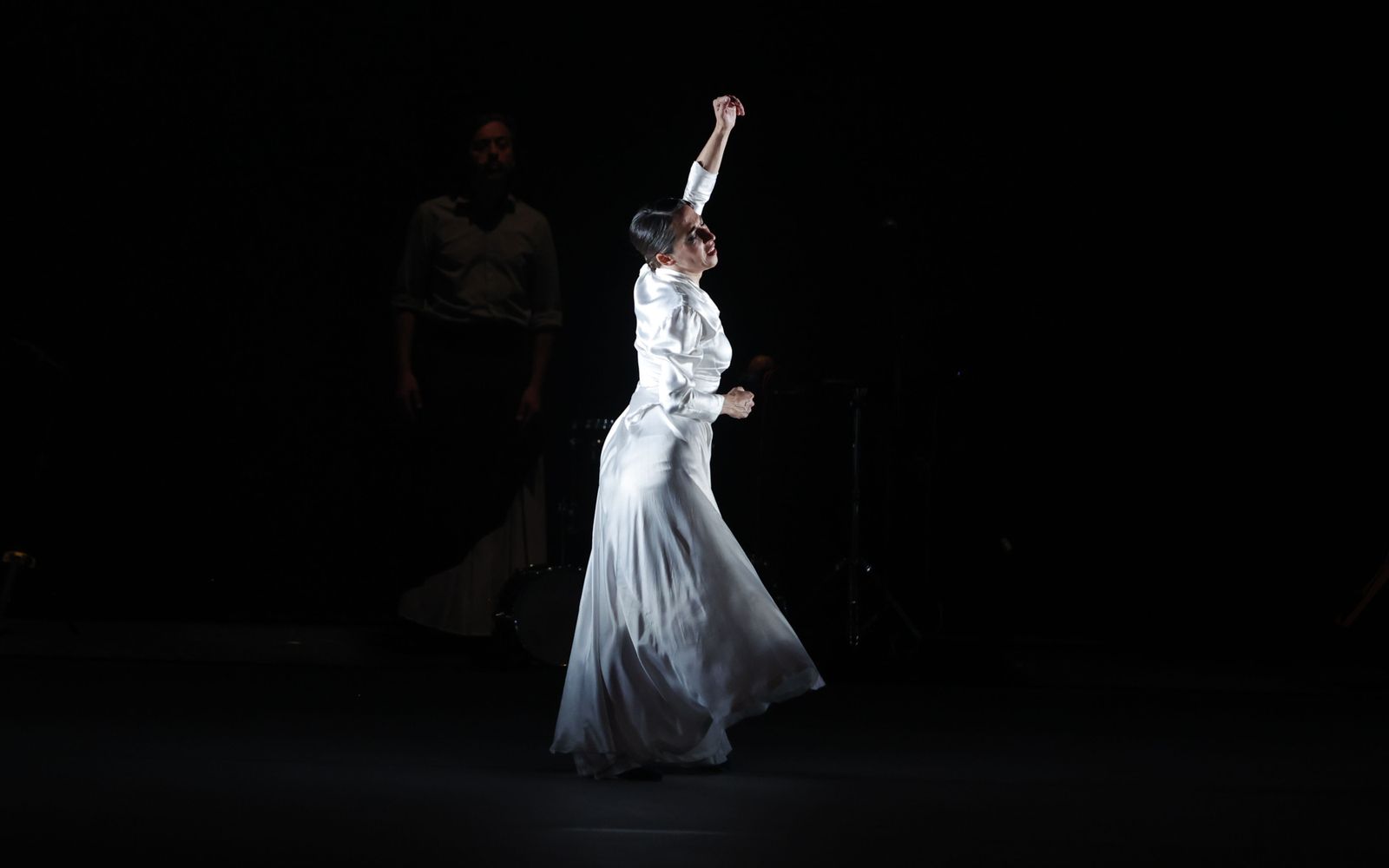 Las imágenes del espectáculo de Ana Morales en la Bienal