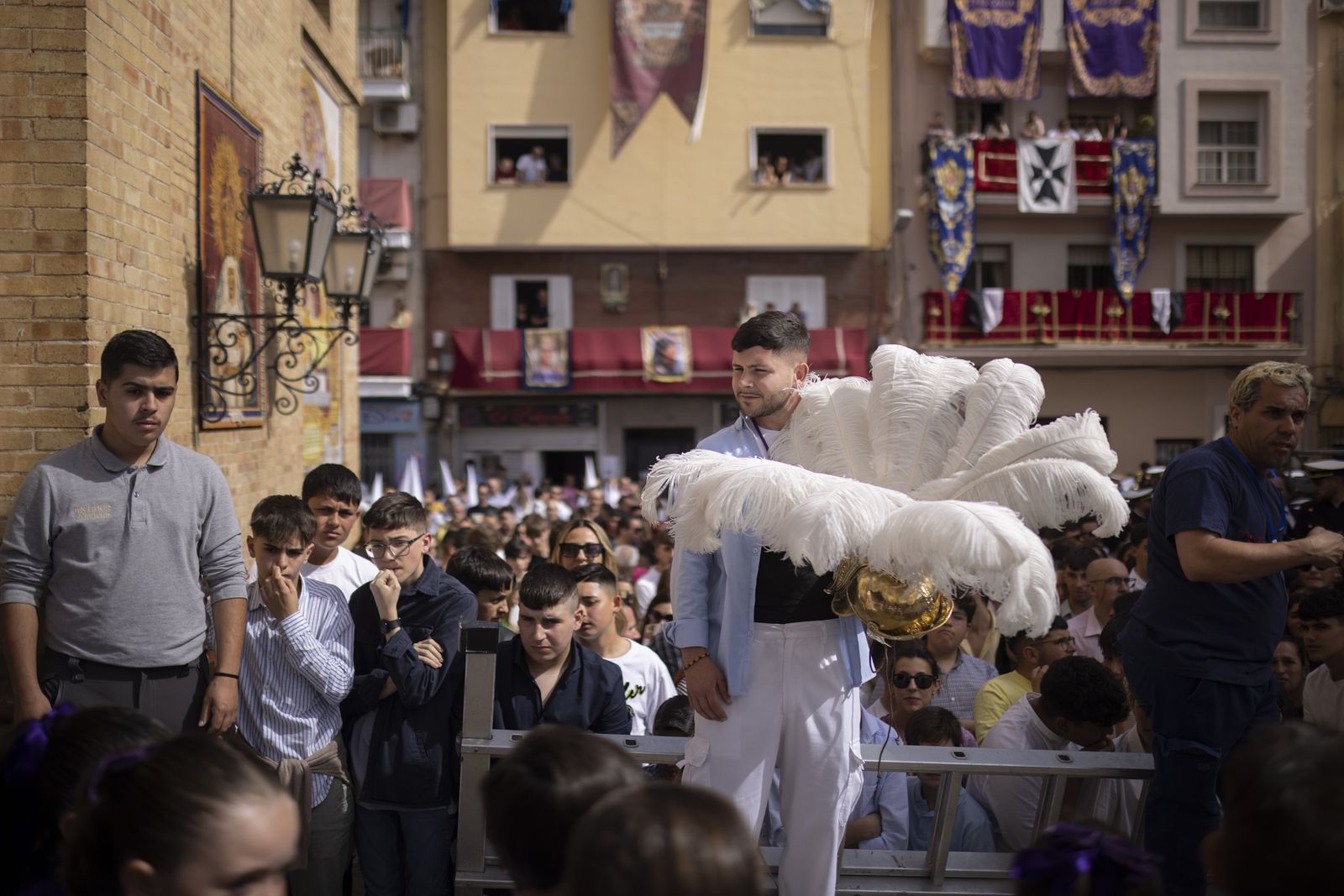 Lunes Santo: Tres Caídas en Huelva, en imágenes