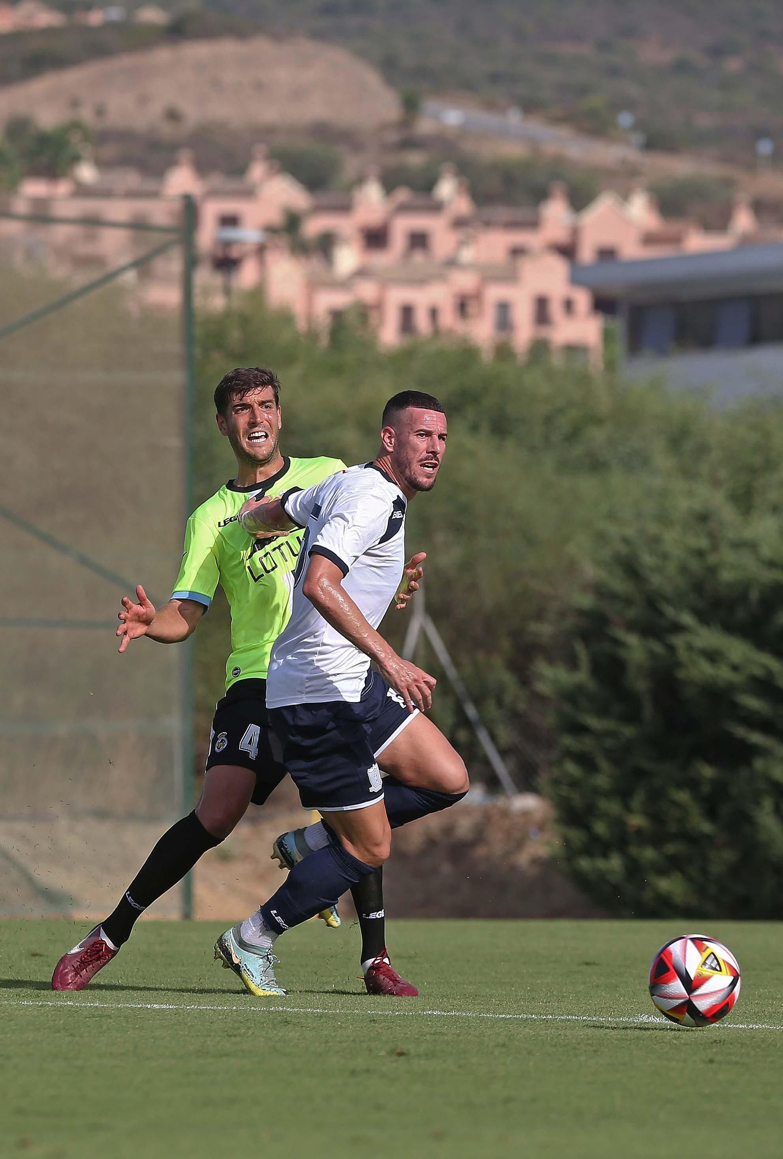 Las mejores fotos del Balona - St Joseph´s FC de pretemporada