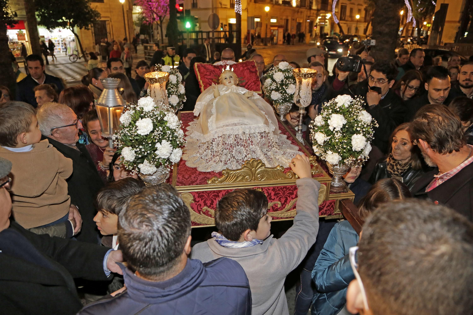 Procesión del Niño Jesús hacia el portal de Belén